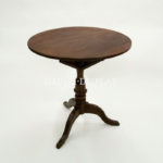 Antique round table A